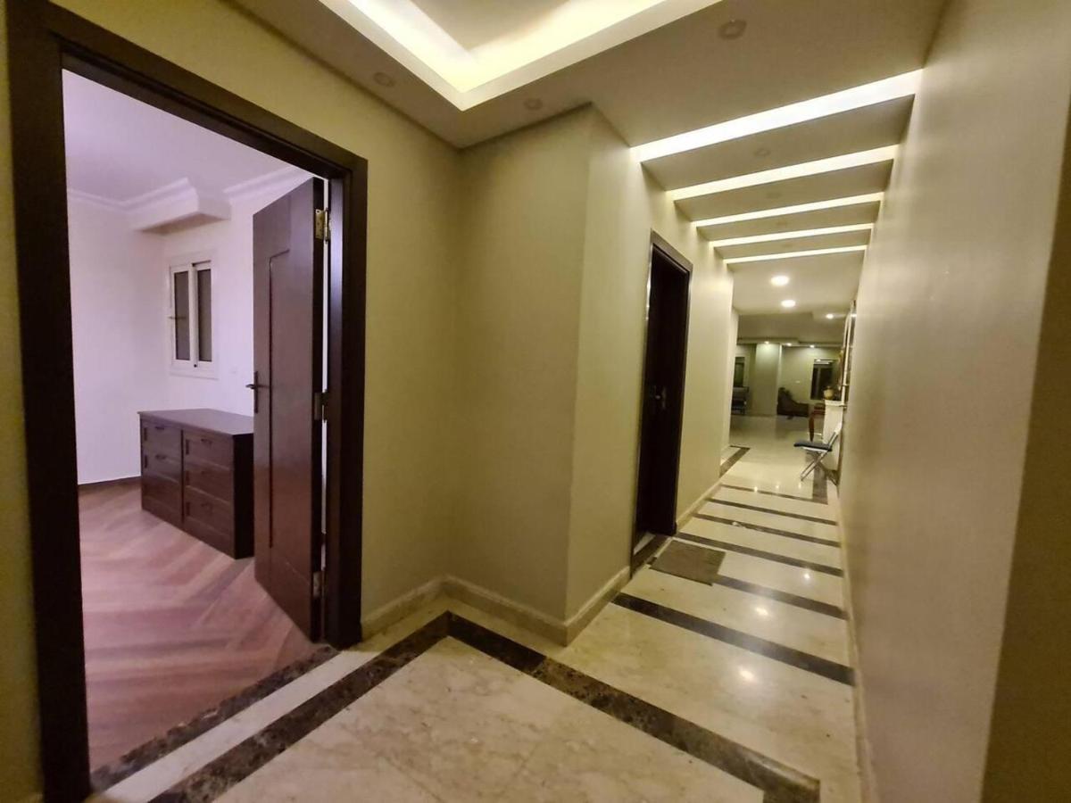 Spacious Executive Luxury Apartment With Balcony Kairo Bagian luar foto